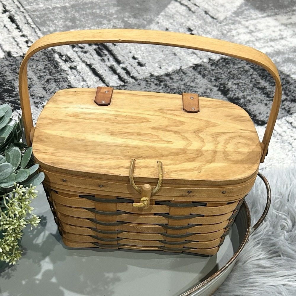 Longaberger Heartland Small Purse Picnic Basket with Lid 1995 Dresden Ohio